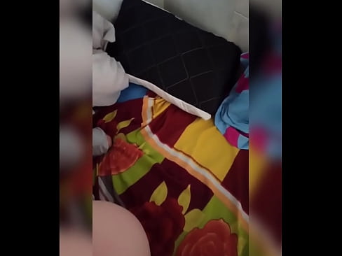 ❤️ Fanann mo chomhghleacaí seomra sa bhaile ina n-aonar mar go dtéann a fear céile ar saoire agus glacaim an deis í a fuck agus a asal a líonadh le bainne ️  Just a porn  linn ☑